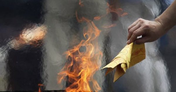 Giải xui bằng đốt phong long đốt phong long